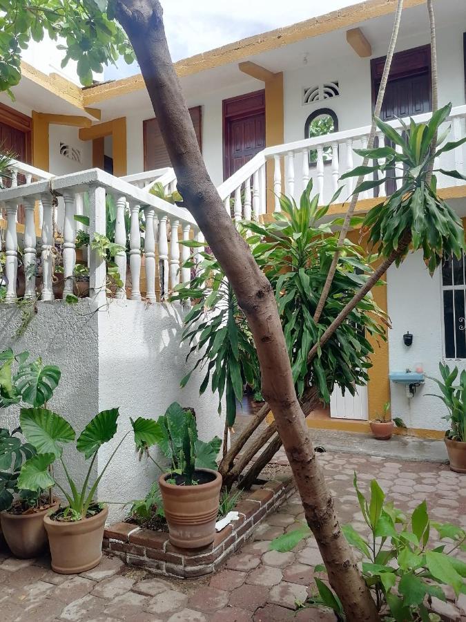Adoquin Hotel Зиполите Екстериор снимка